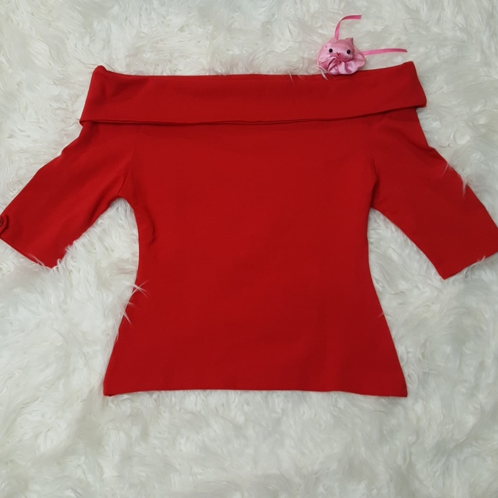 Off shoulder top